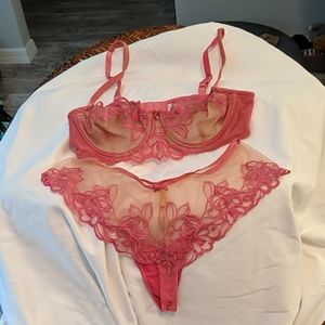 Bra and panty set